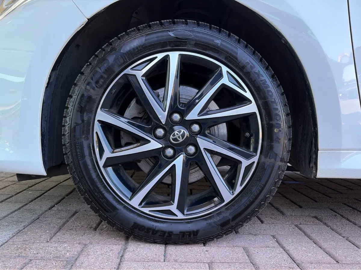 Toyota Yaris usata a Modena (7)