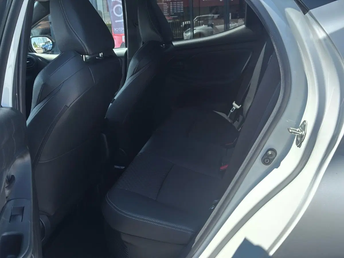 Toyota Yaris usata a Mantova (18)