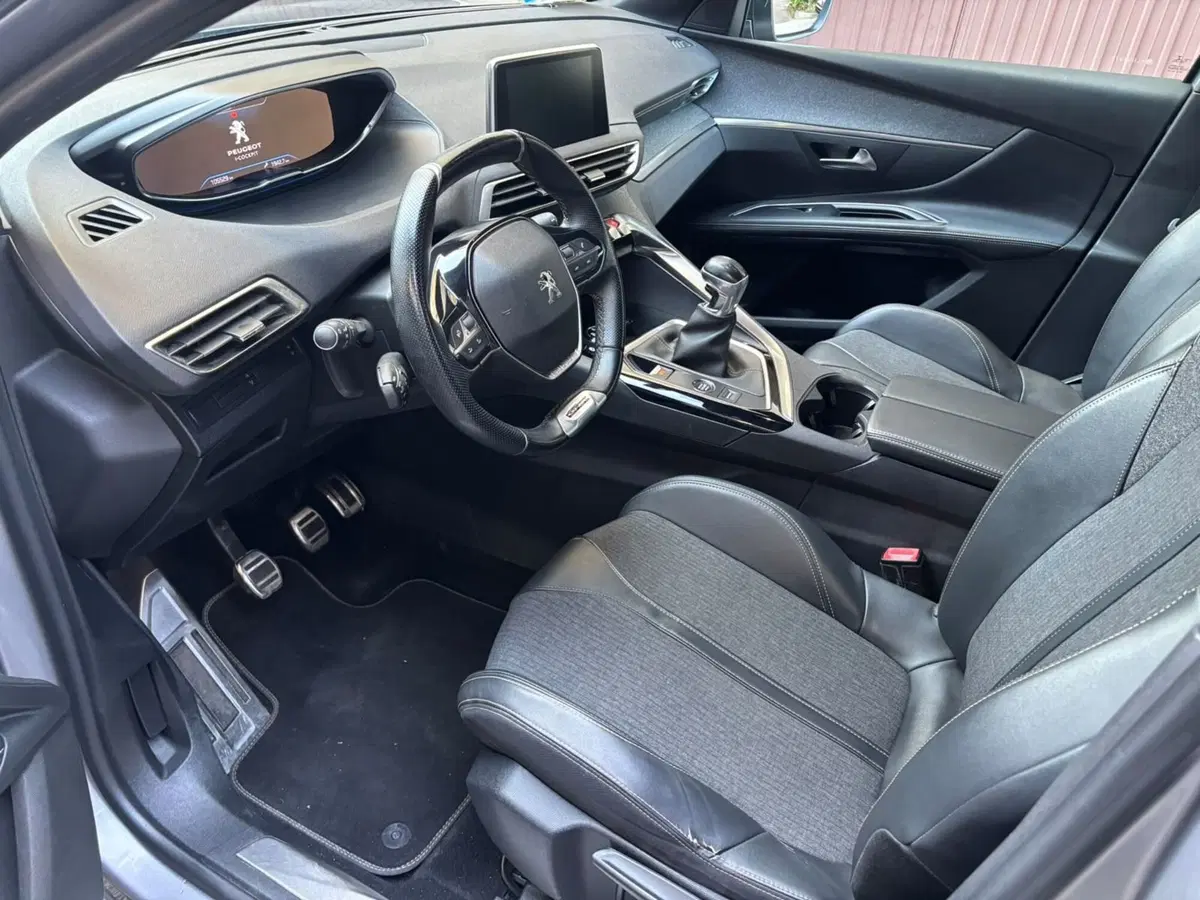 Peugeot 5008 usata a Bologna (7)