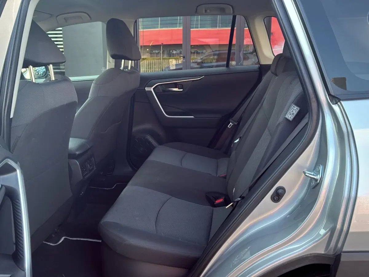 Toyota Rav4 usata a Mantova (18)