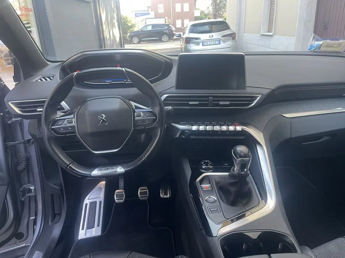 Peugeot 5008 usata a Bologna (7)