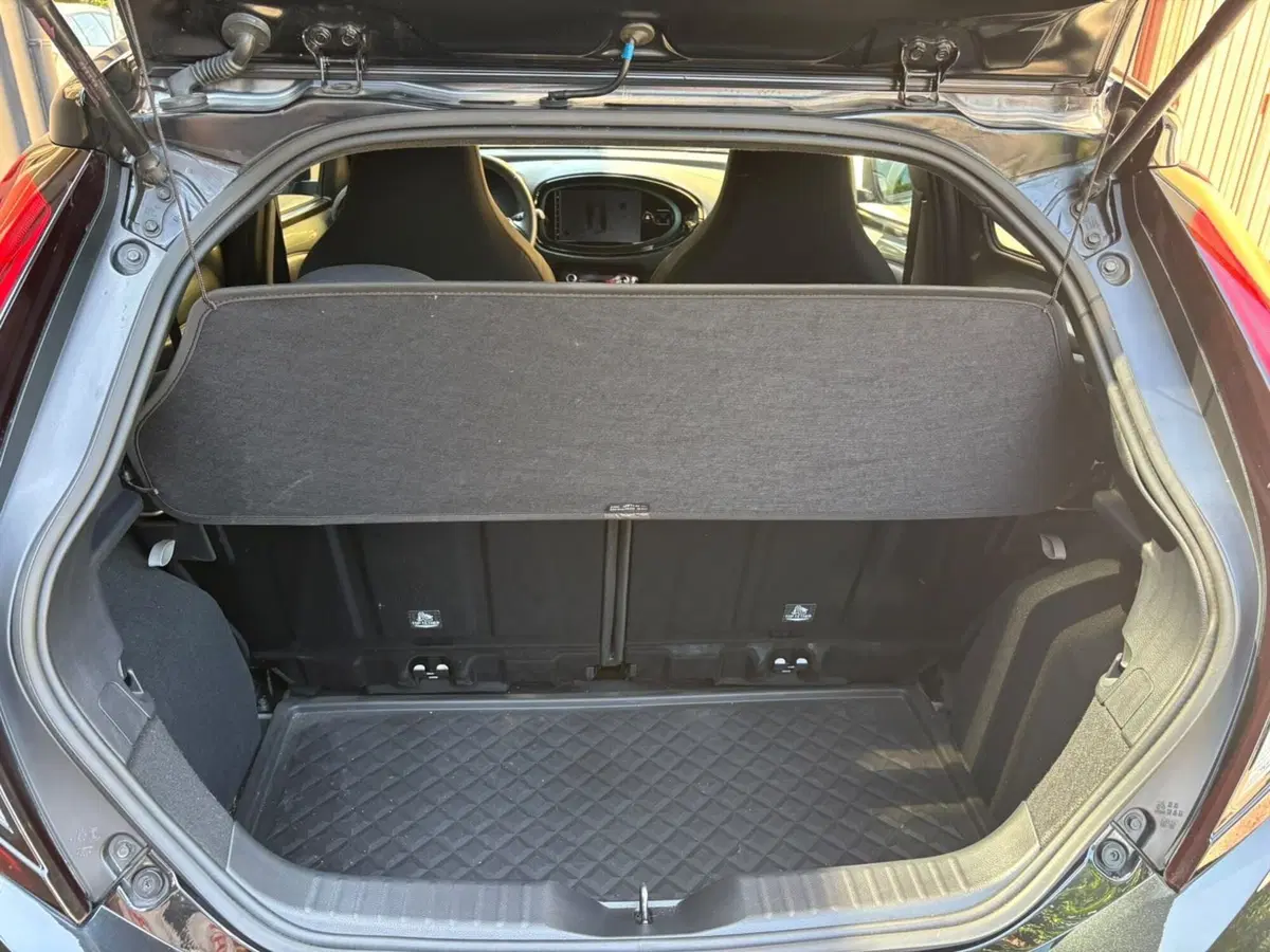 Toyota Aygo X usata a Bologna (13)