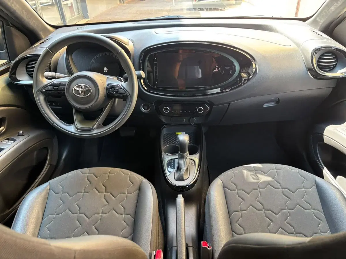 Toyota Aygo X usata a Bologna (7)