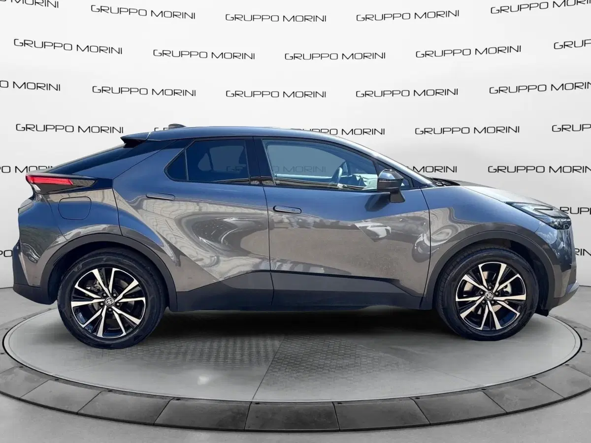Toyota Toyota C-HR usata a Modena (5)