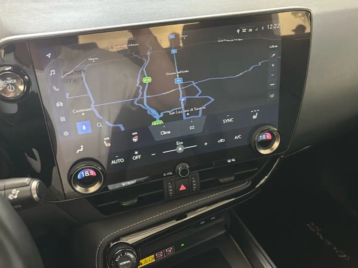 Lexus NX usata a Bologna (15)