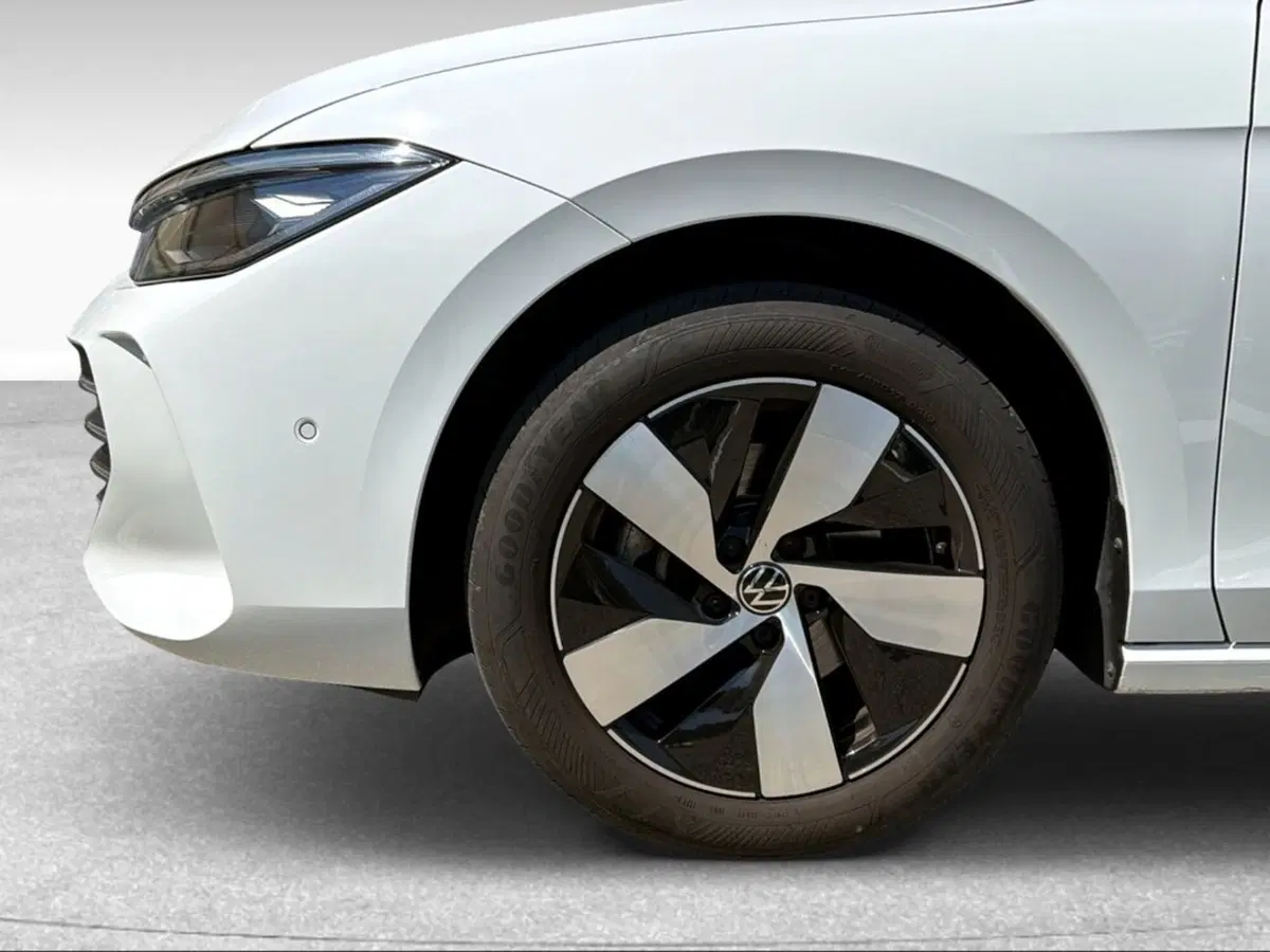 Volkswagen Passat usata a Pisa (16)