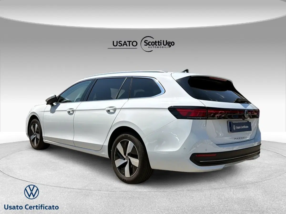 Volkswagen Passat usata a Pisa (4)