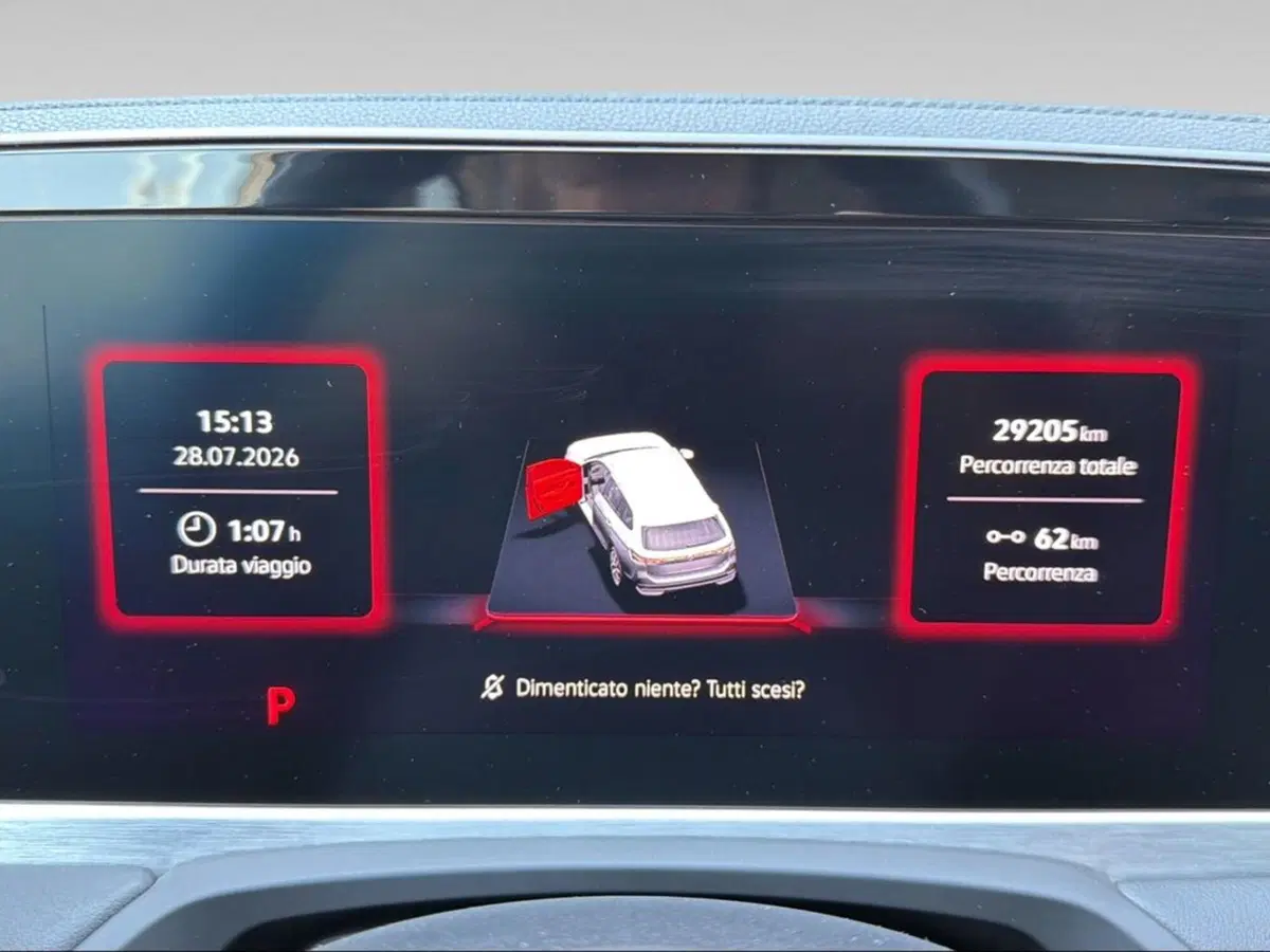 Volkswagen Passat usata a Pisa (8)