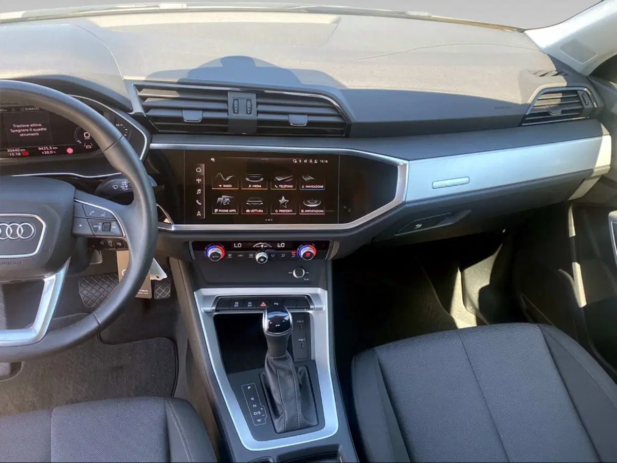 Audi Q3 usata a Livorno (9)