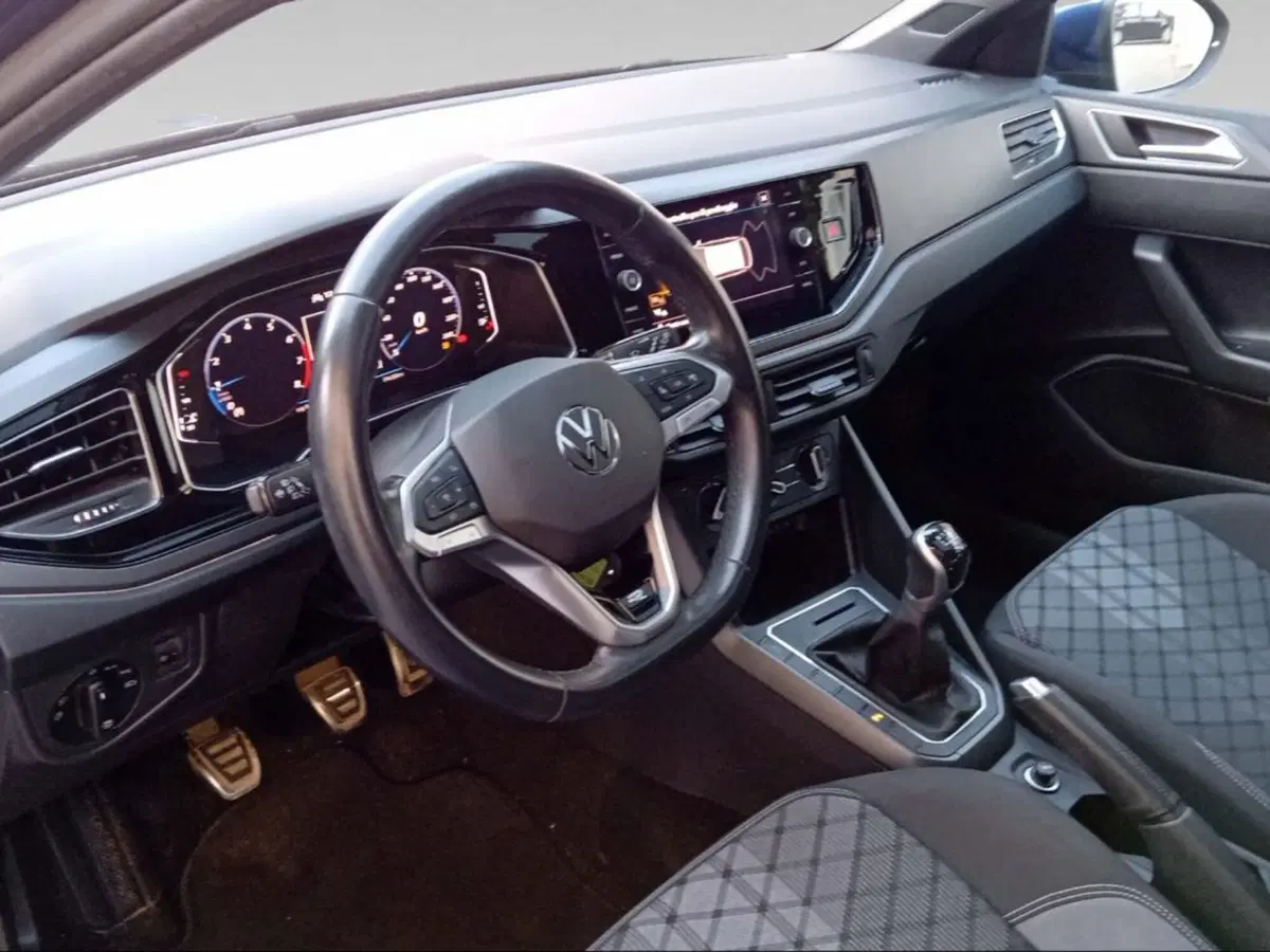 Volkswagen Taigo usata a Firenze (9)