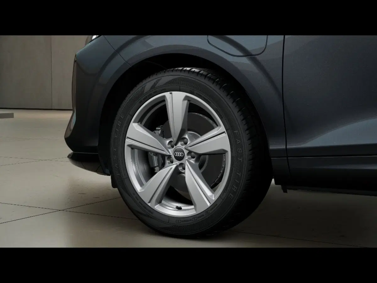 Audi Q3 Sportback nuova a Firenze (6)
