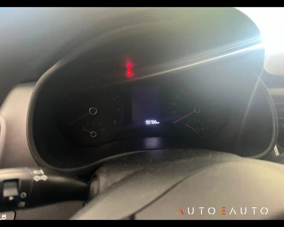 Kia Stonic usata a Reggio Emilia (8)