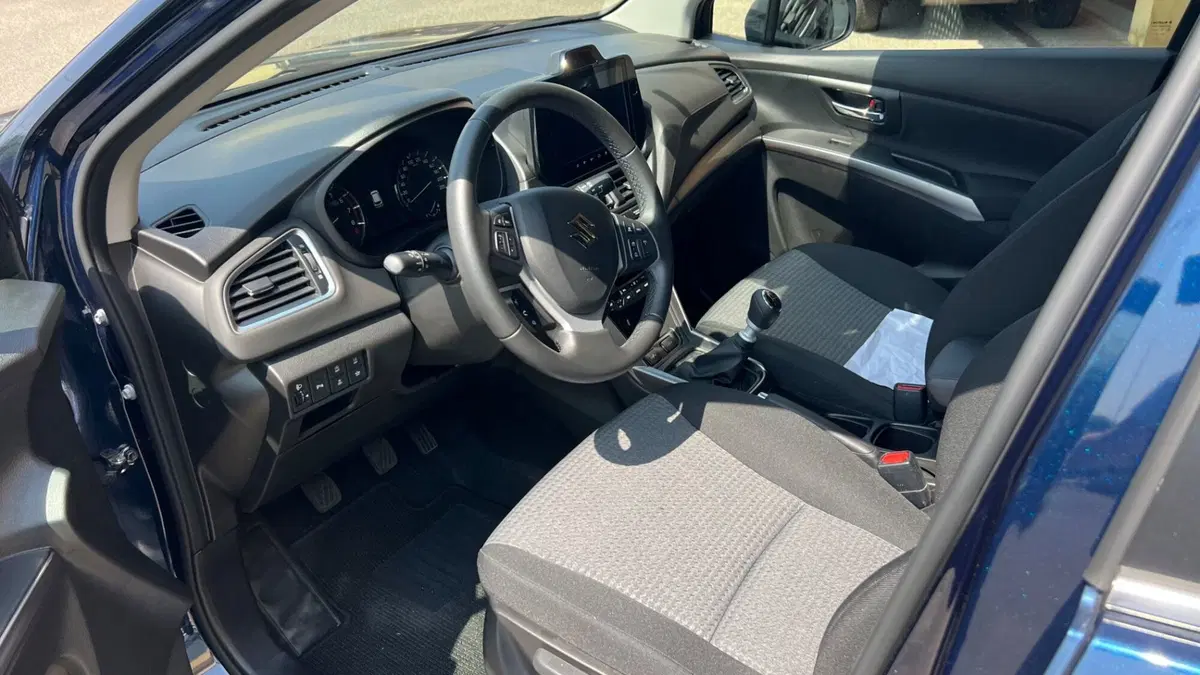 Suzuki S-Cross usata a Alessandria (5)
