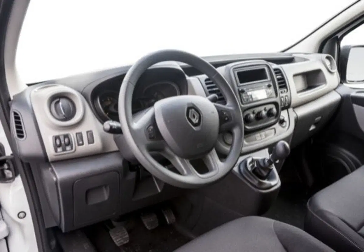 Renault Trafic Furgone usata a Parma (8)