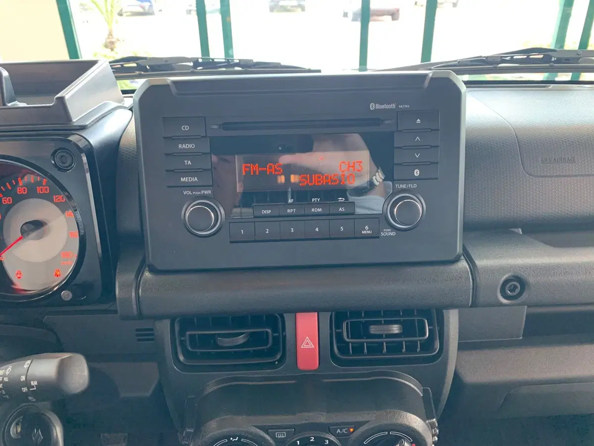 Suzuki Jimny usata a Latina (12)