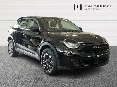 Fiat 600 1.2 hybrid 110cv auto del 2025 usata a Bari