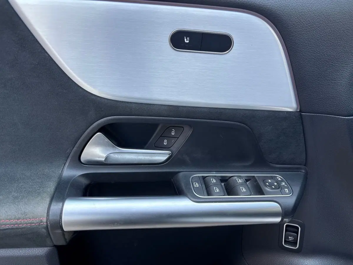 Mercedes-Benz GLA SUV usata a Pescara (12)