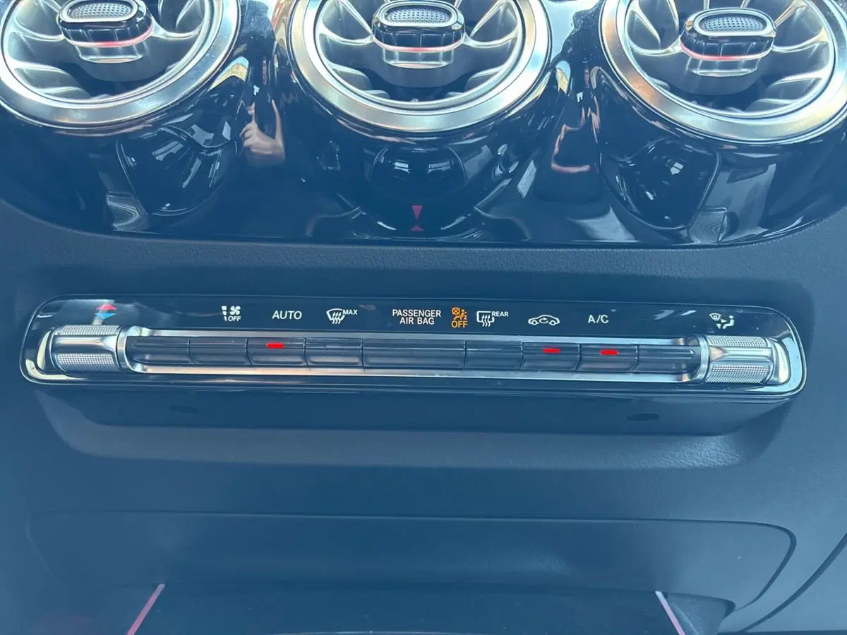 Mercedes-Benz GLA SUV usata a Pescara (14)