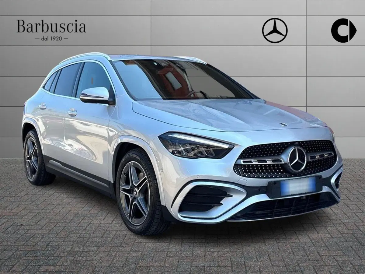 Mercedes-Benz GLA SUV usata a Pescara (2)