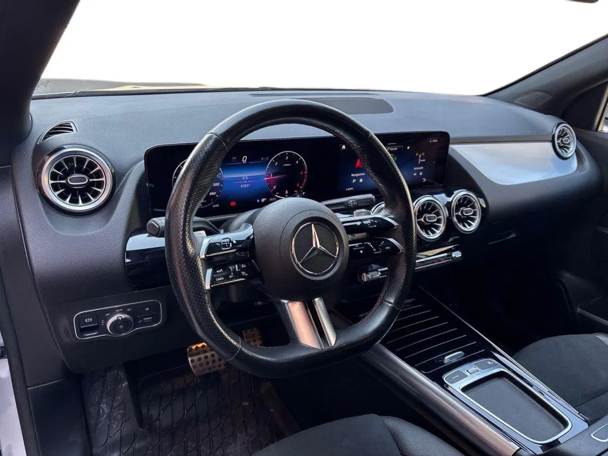 Mercedes-Benz GLA SUV usata a Pescara (8)