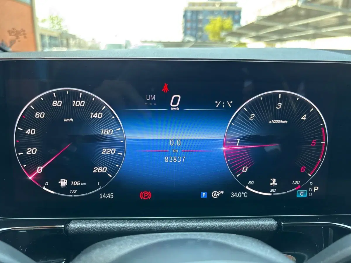 Mercedes-Benz GLA SUV usata a Pescara (9)