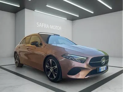Mercedes-Benz Classe A 180 d Automatic Premium del 2023 usata a Rende