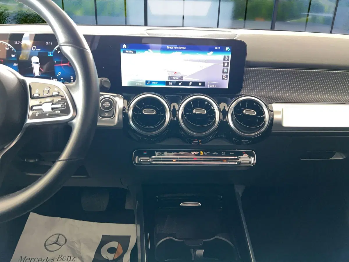 Mercedes-Benz GLB usata a Cosenza (15)