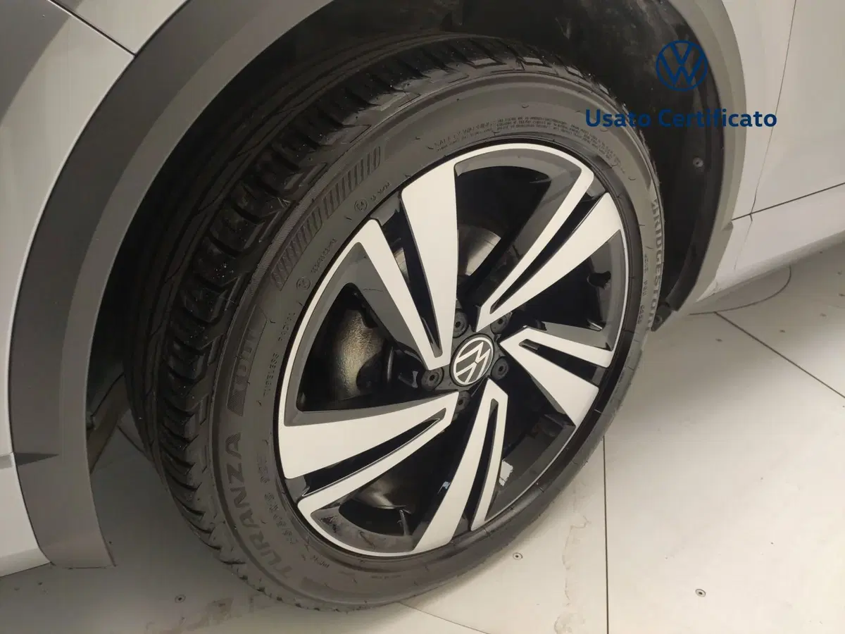 Volkswagen T-Roc usata a Avellino (12)