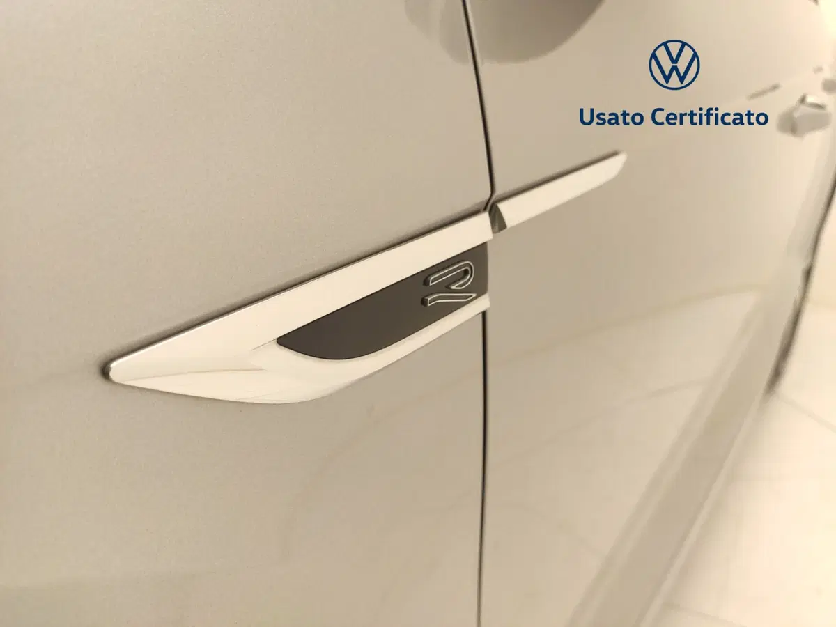 Volkswagen T-Roc usata a Avellino (13)