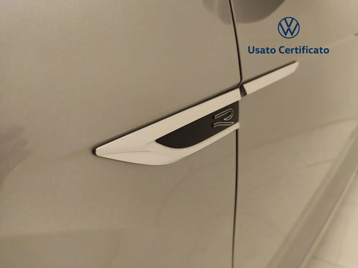 Volkswagen T-Roc usata a Avellino (16)
