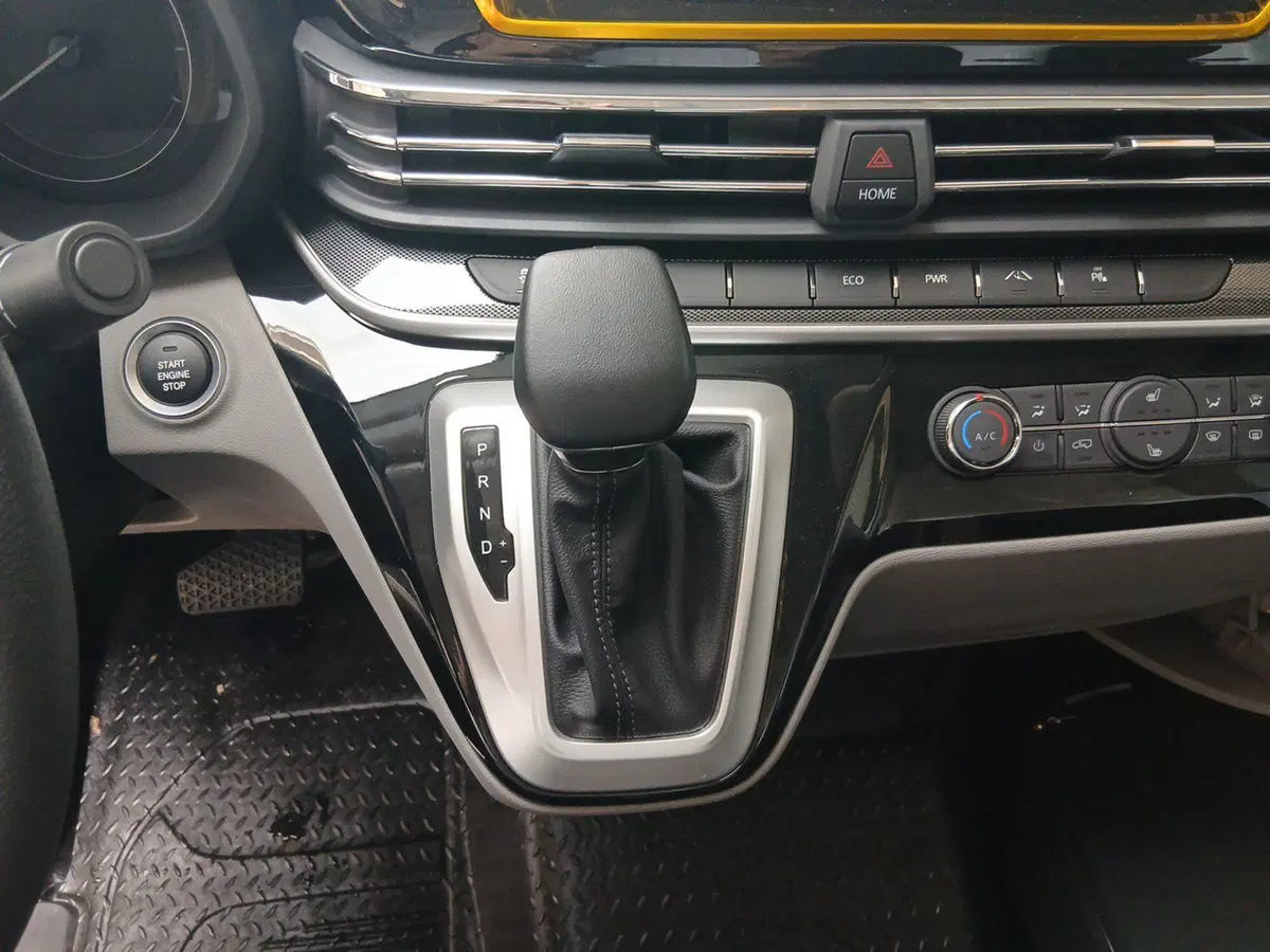 Maxus e Furgone nuova a Pordenone (14)