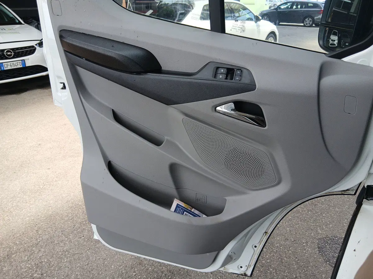 Maxus e Furgone nuova a Pordenone (15)