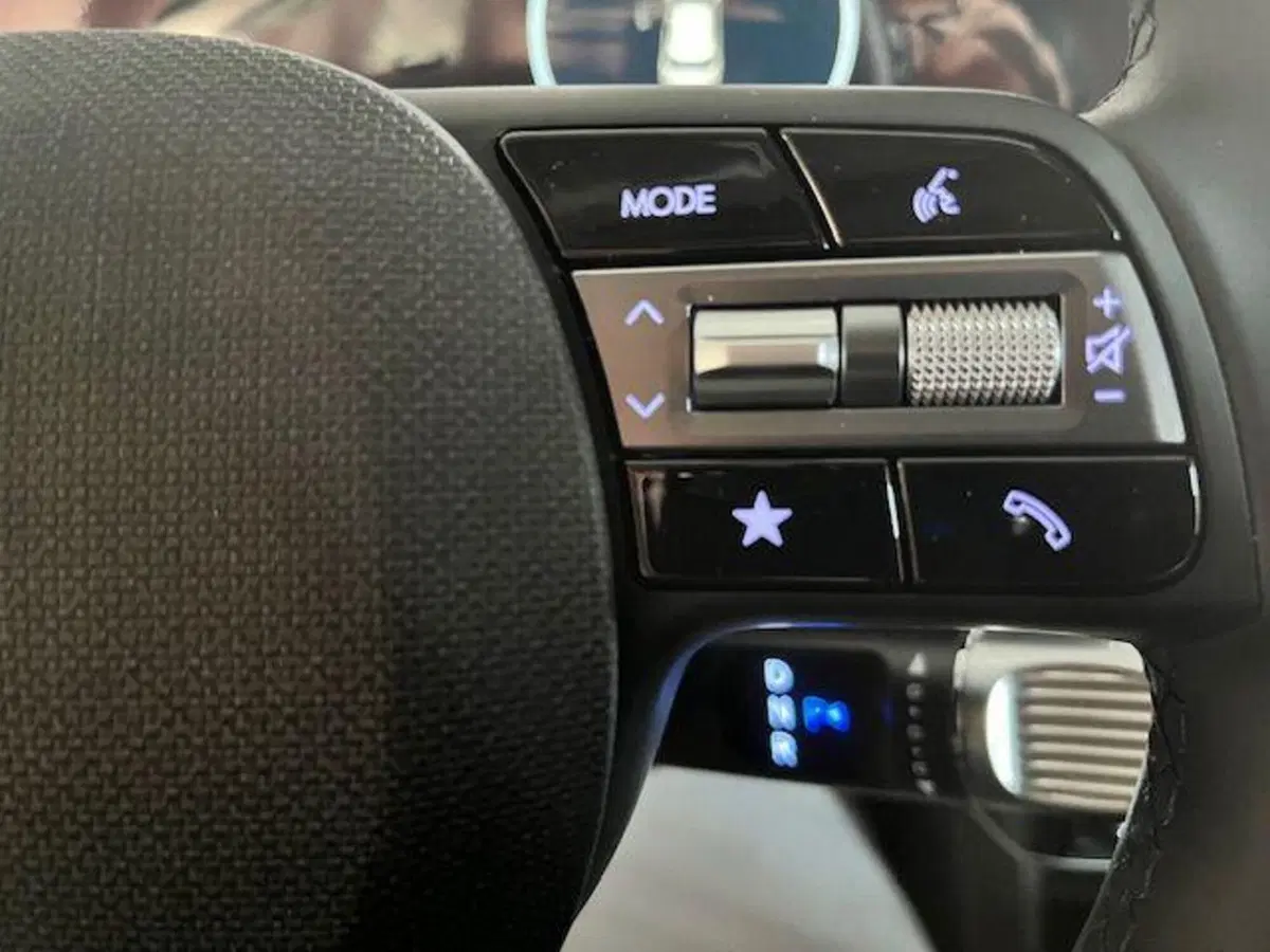 Hyundai Ioniq 5 usata a Verbano Cusio Ossola (11)