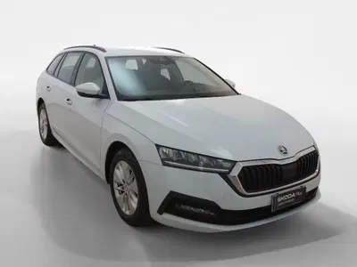 Skoda Octavia Station Wagon 2.0 TDI EVO SCR DSG Wagon Style del 2023 usata a Torino