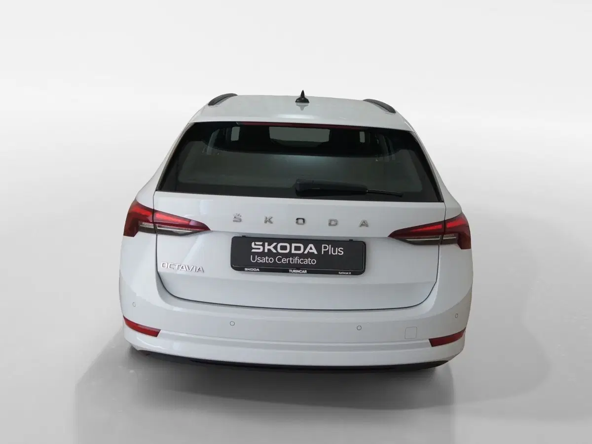 Skoda Octavia Station Wagon usata a Torino (5)
