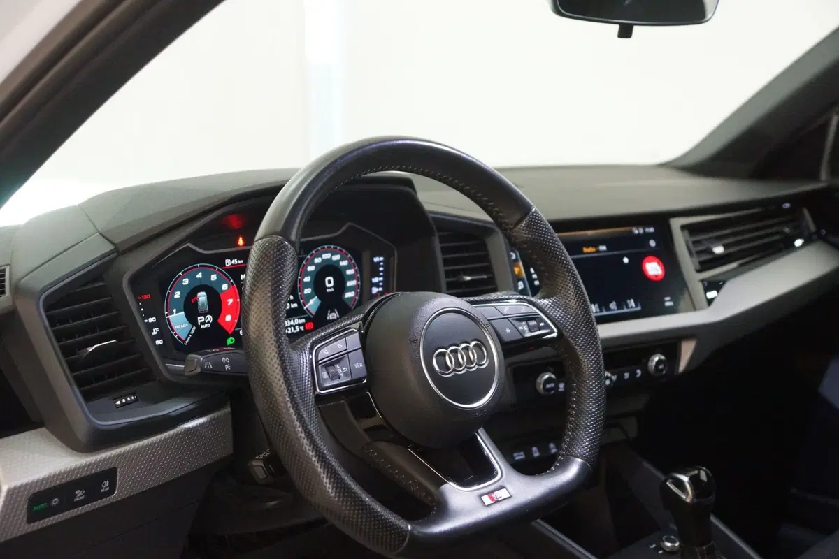 Audi A1 Sportback usata a Torino (19)