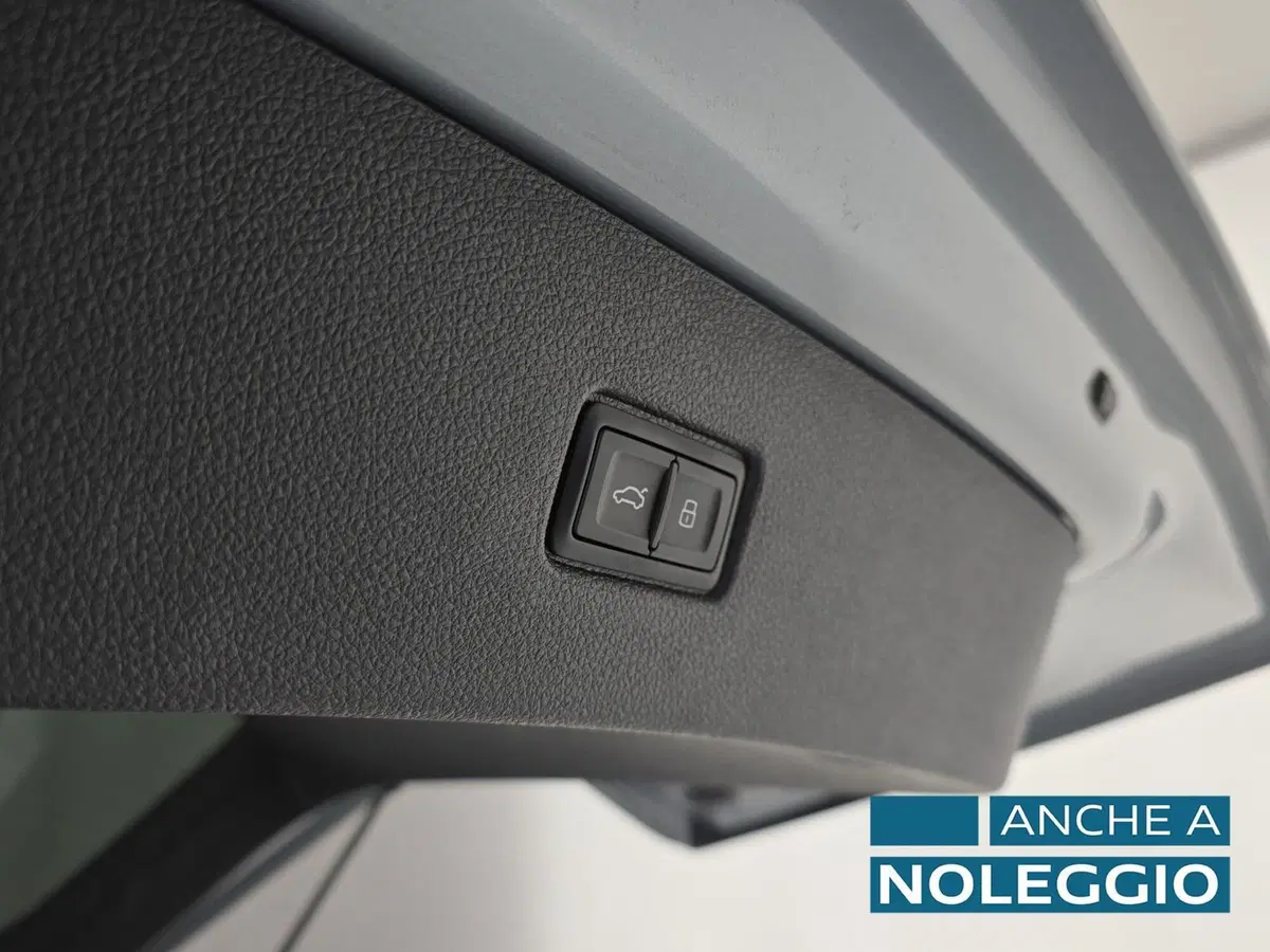 Audi Q7 usata a Alessandria (12)