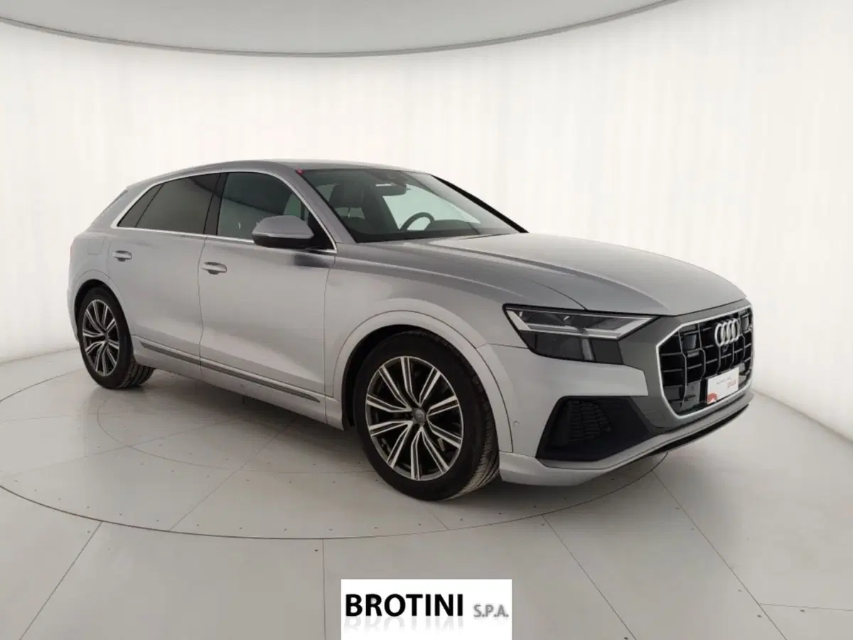 Audi Q8 usata a Massa-Carrara (4)