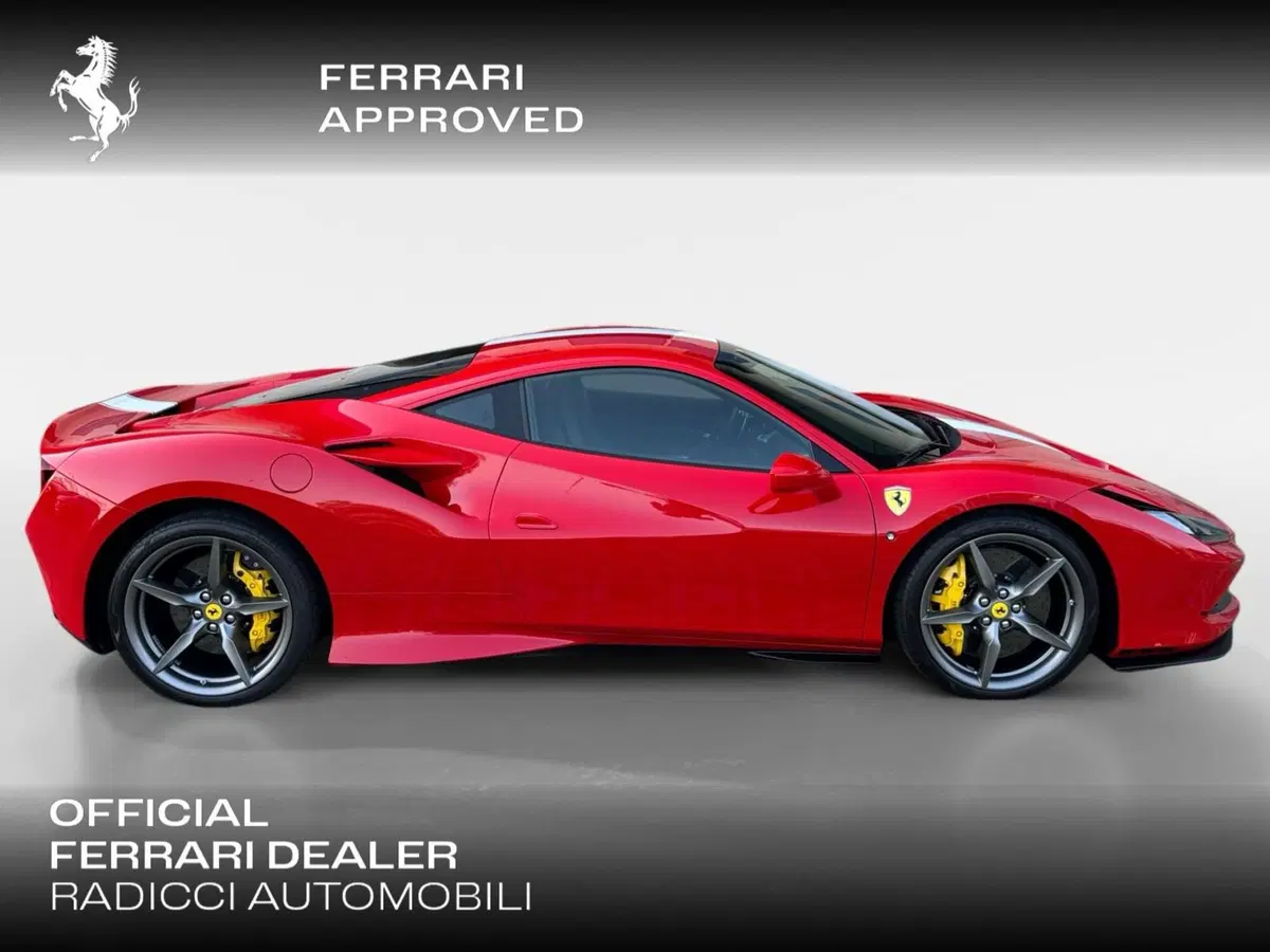 Ferrari F8 Coupé usata a Ancona (10)