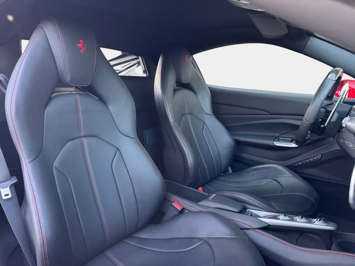 Ferrari F8 Coupé usata a Ancona (3)