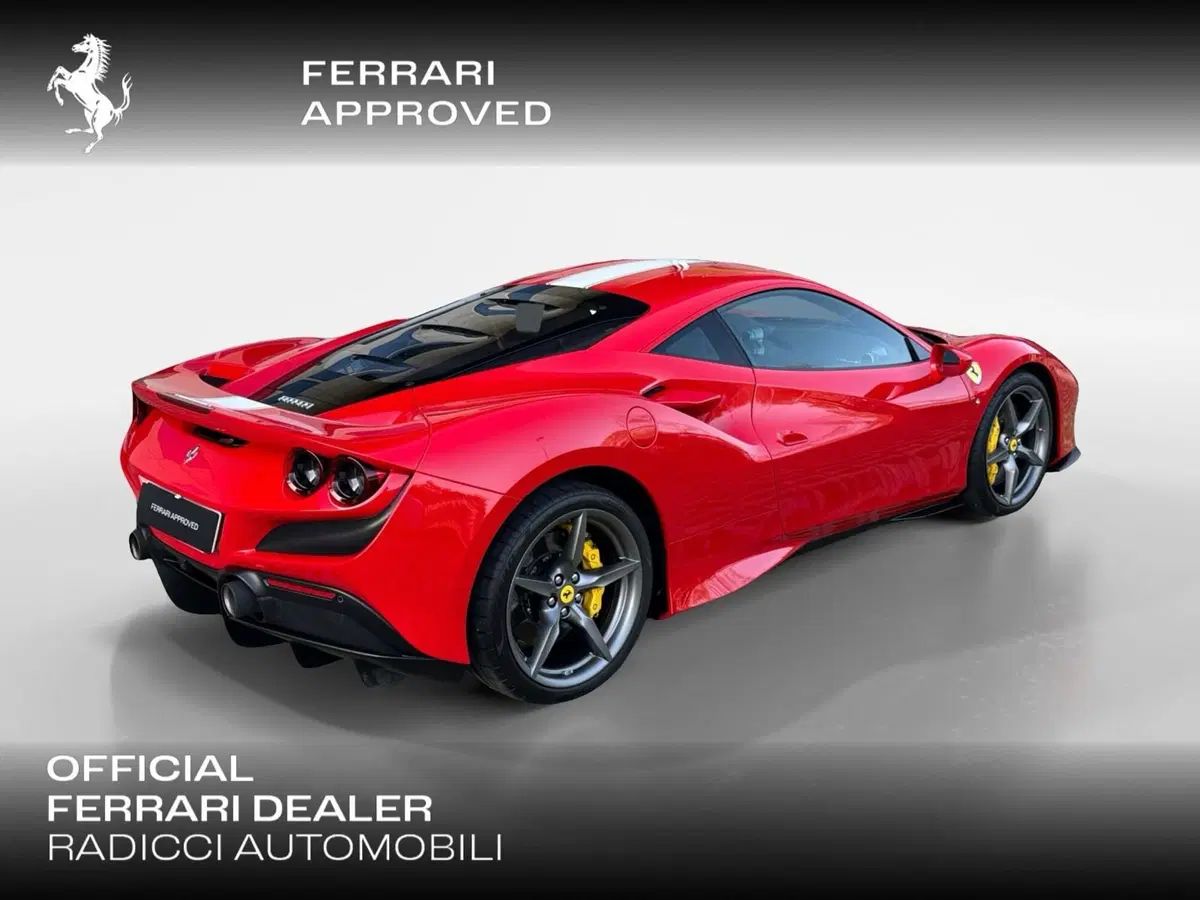 Ferrari F8 Coupé usata a Ancona (7)