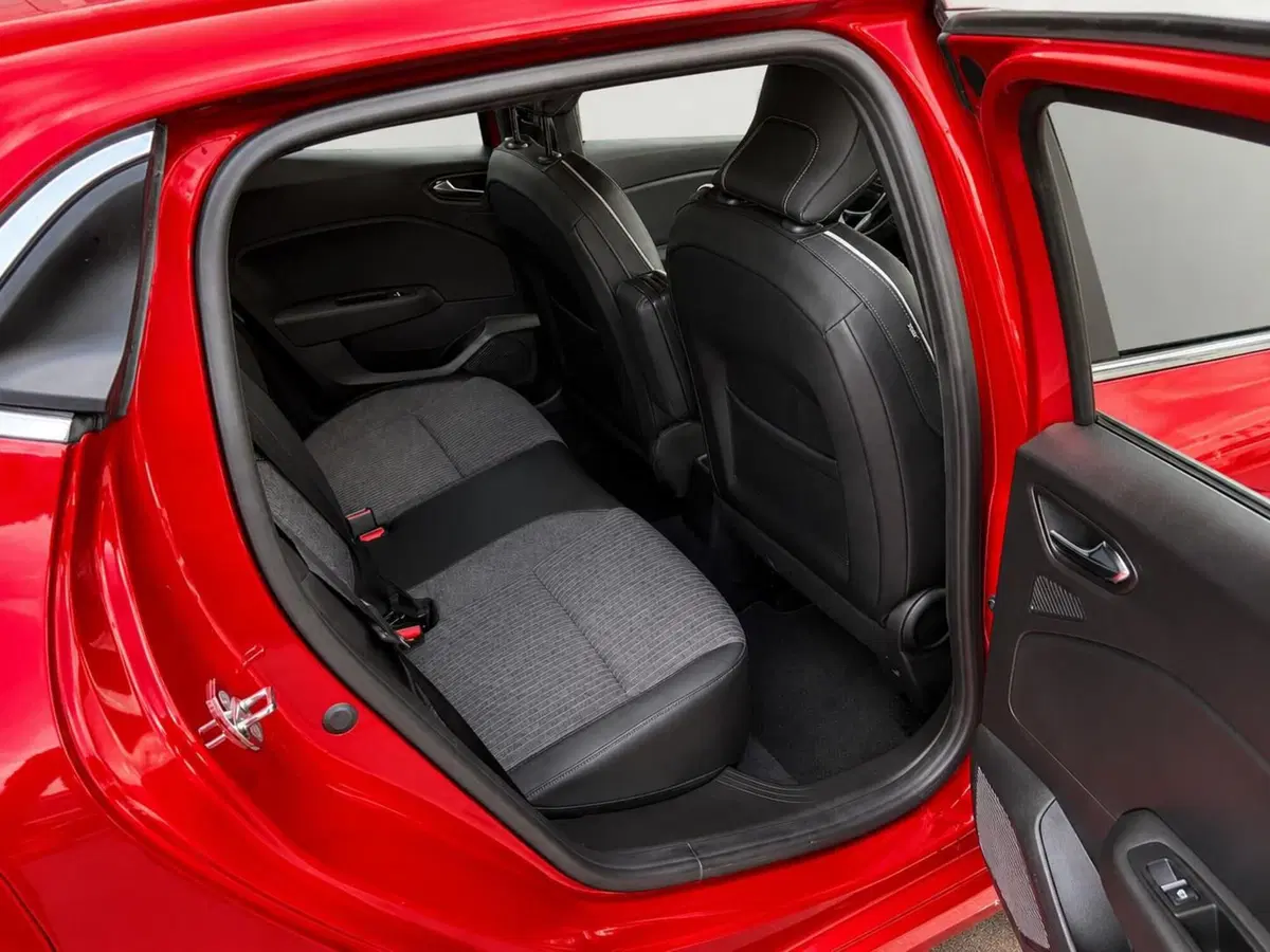Renault Clio usata a Rimini (8)