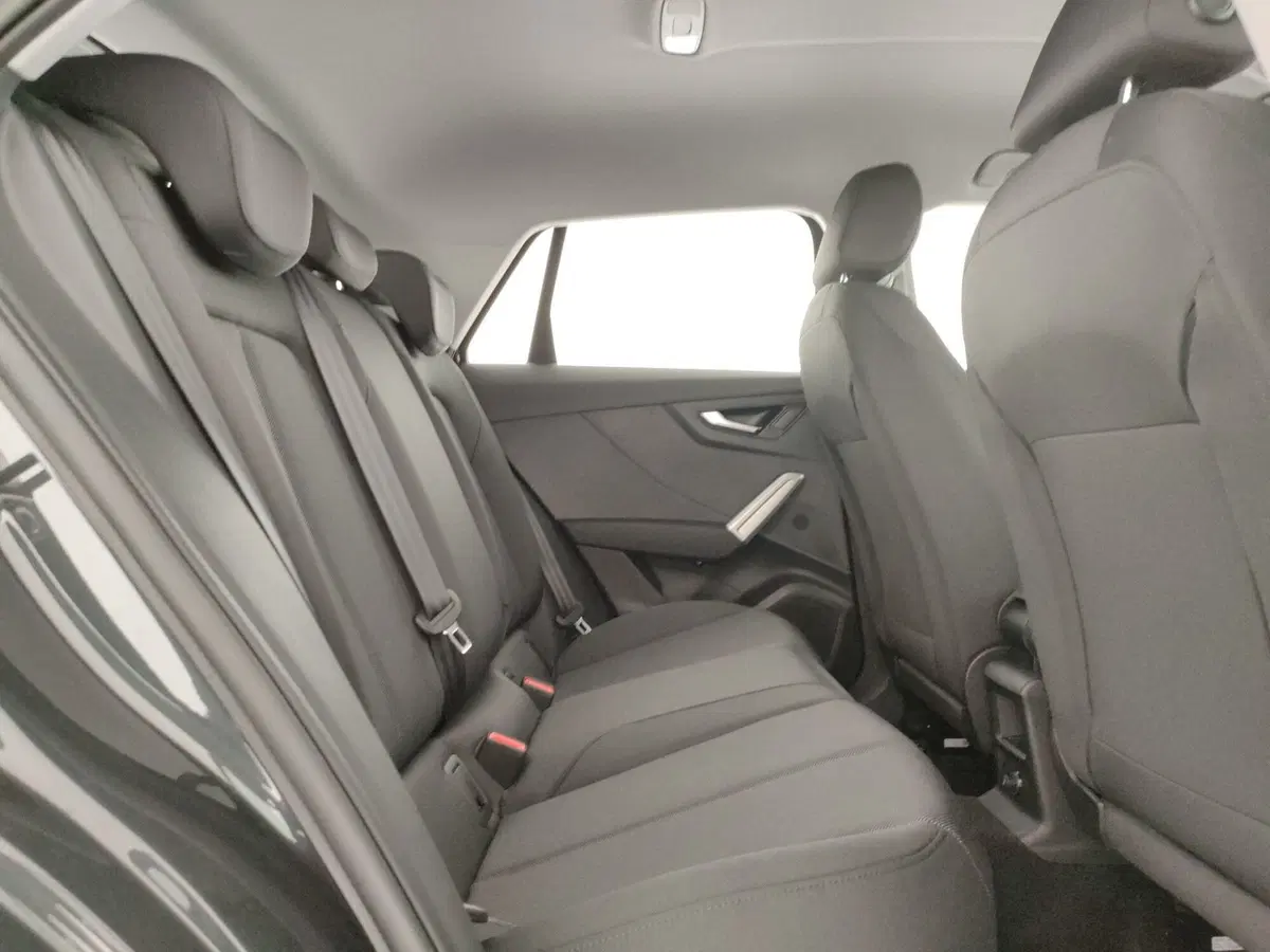 Audi Q2 usata a Caserta (8)