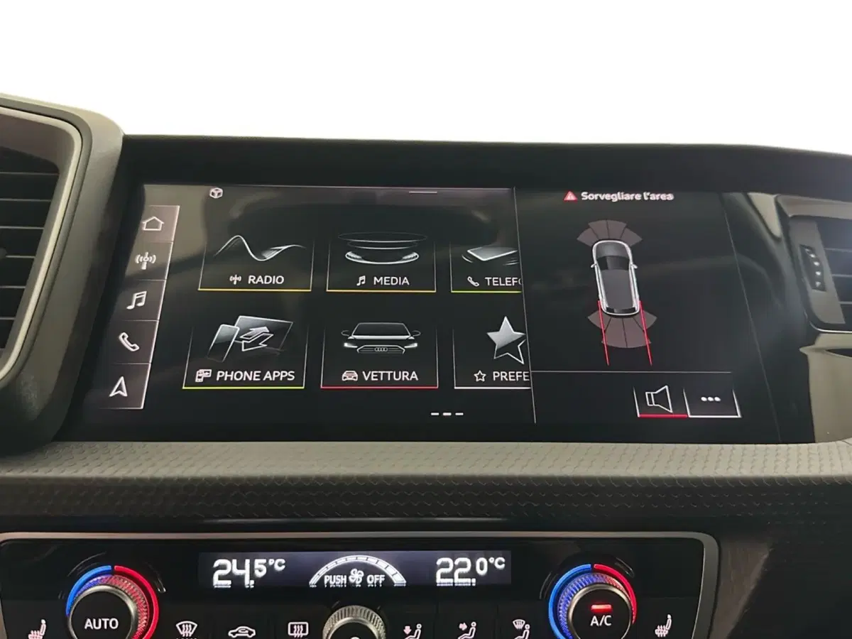 Audi A1 allstreet usata a Napoli (13)