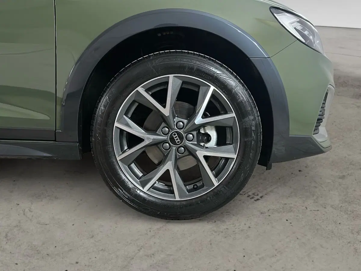 Audi A1 allstreet usata a Napoli (18)