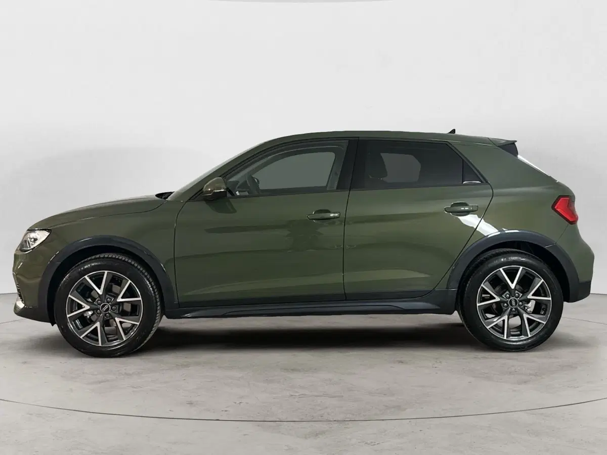 Audi A1 allstreet usata a Napoli (3)