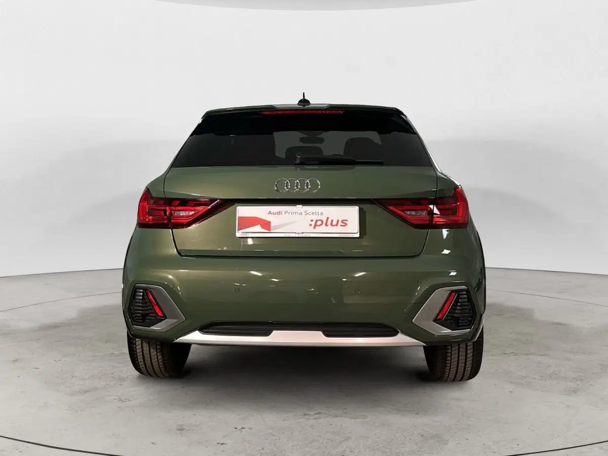 Audi A1 allstreet usata a Napoli (5)