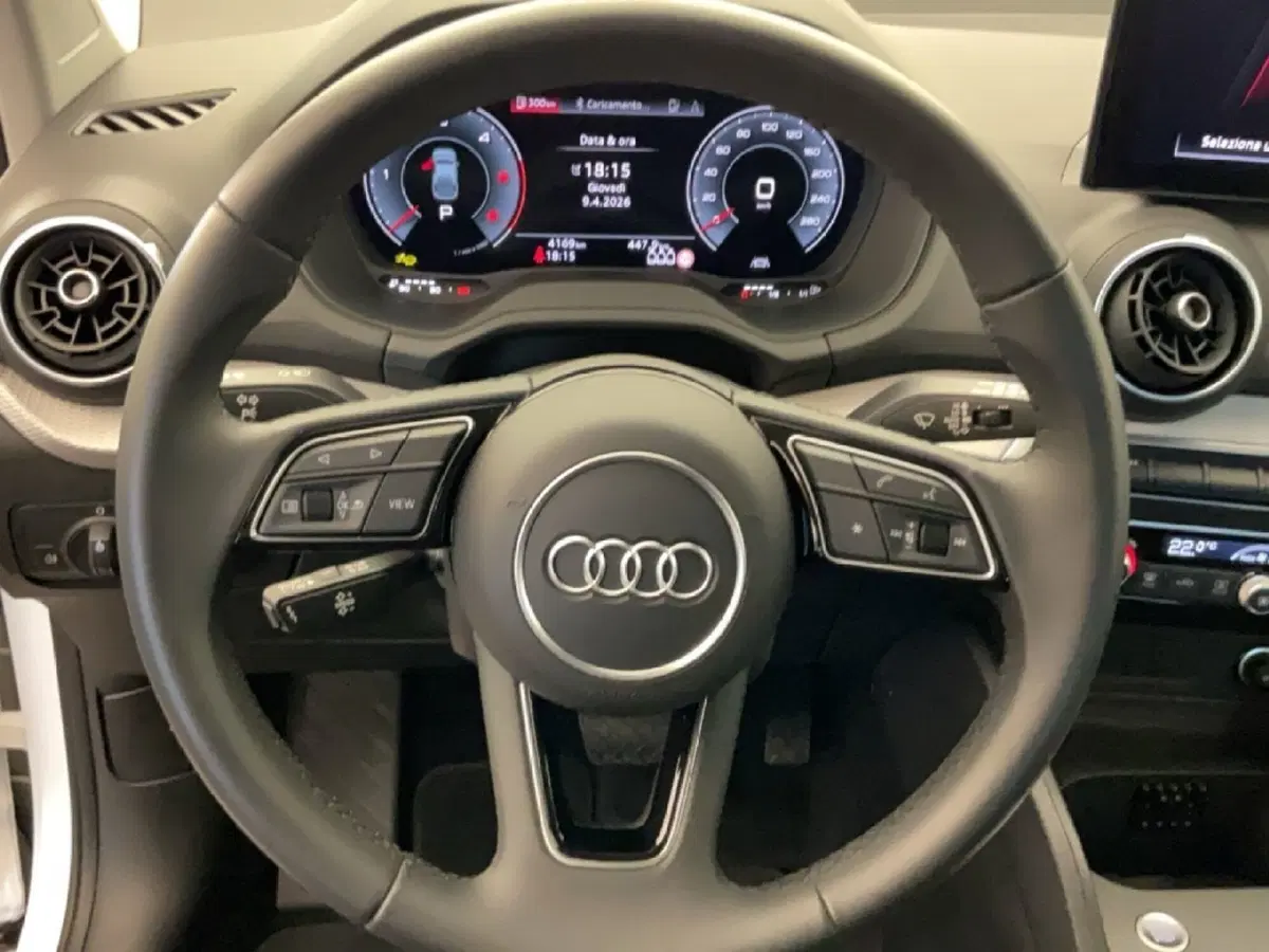 Audi Q2 usata a Napoli (9)