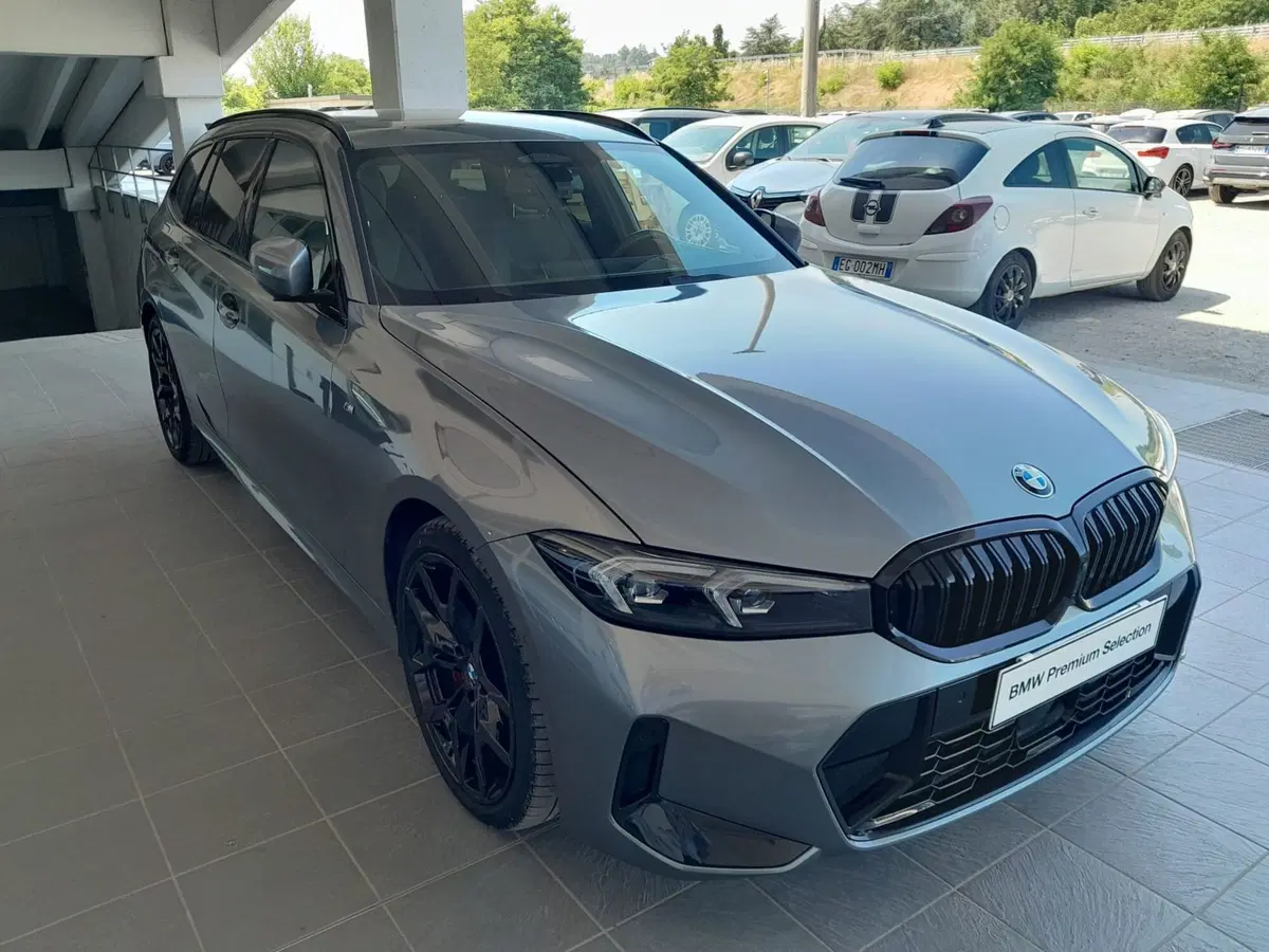 BMW Serie 3 Touring usata a Asti (4)