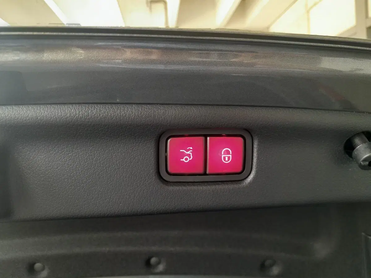 Mercedes-Benz Classe C usata a Asti (11)